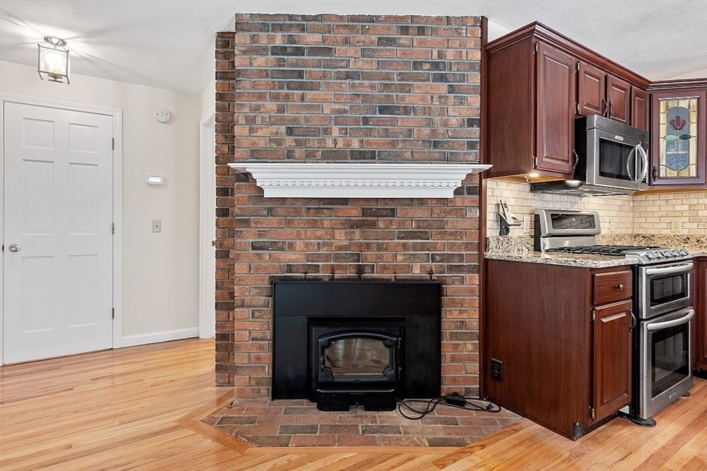 11 Colby Road Sterling, MA 01564 - Photo 8 of 42 Gallery Image 8