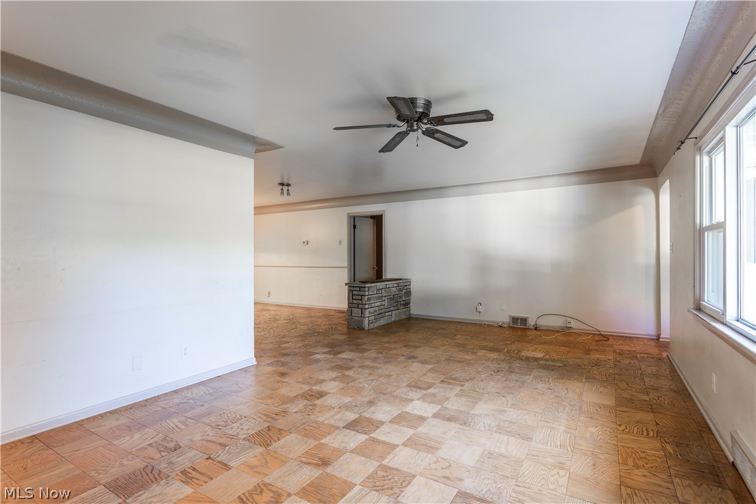 31299 Miles Road Chagrin Falls, OH 44022 - Photo 6 of 29 Gallery Image 6