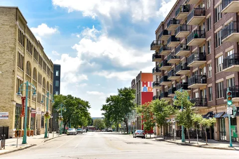 $759,900 | 541 East Erie Street, Unit 514, Milwaukee, WI 53202