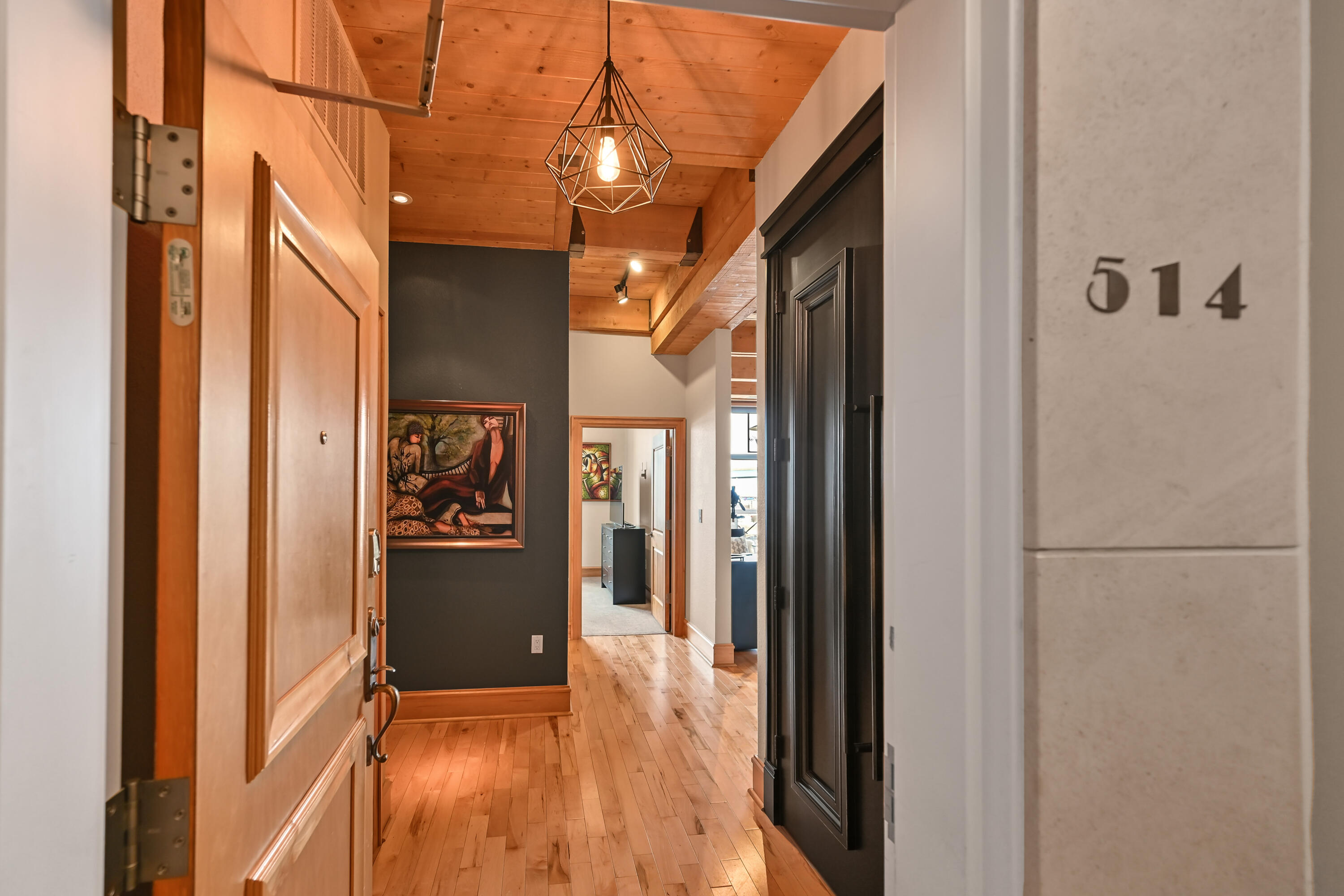 541 East Erie Street, Unit 514 Milwaukee, WI 53202 - Photo 5 of 34 unit 514