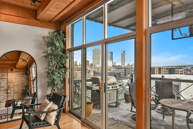 $759,900 | 541 East Erie Street, Unit 514, Milwaukee, WI 53202