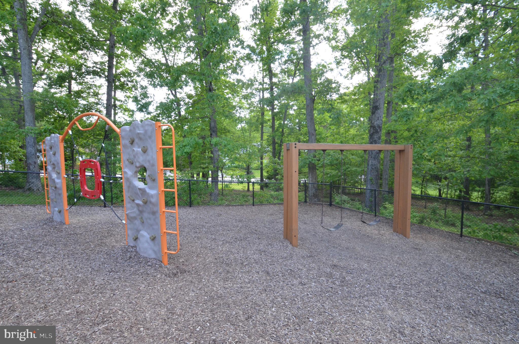 8367 Millwood Drive Springfield, VA 22152 - Photo 37 of 38