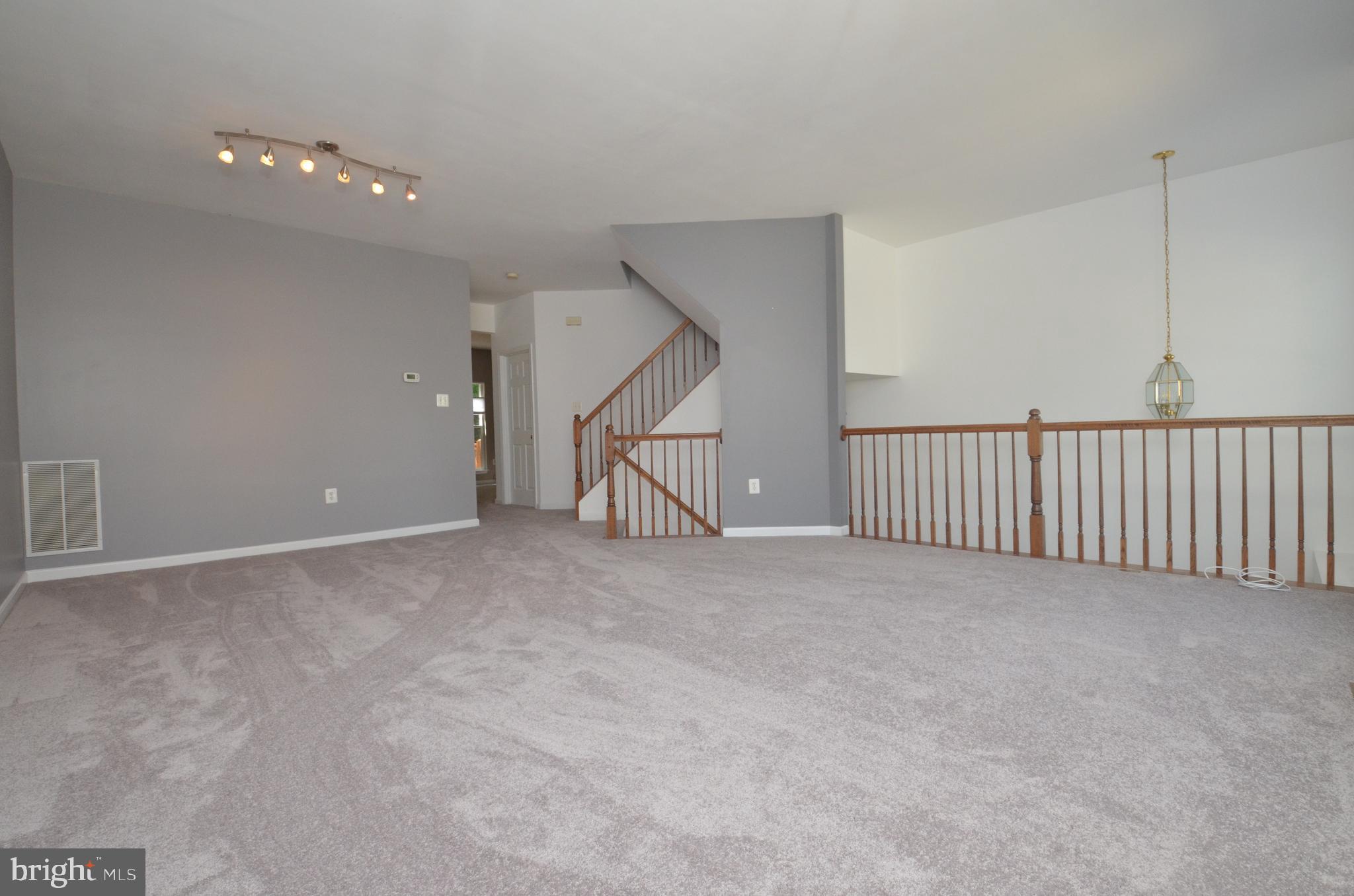 8367 Millwood Drive Springfield, VA 22152 - Photo 6 of 38