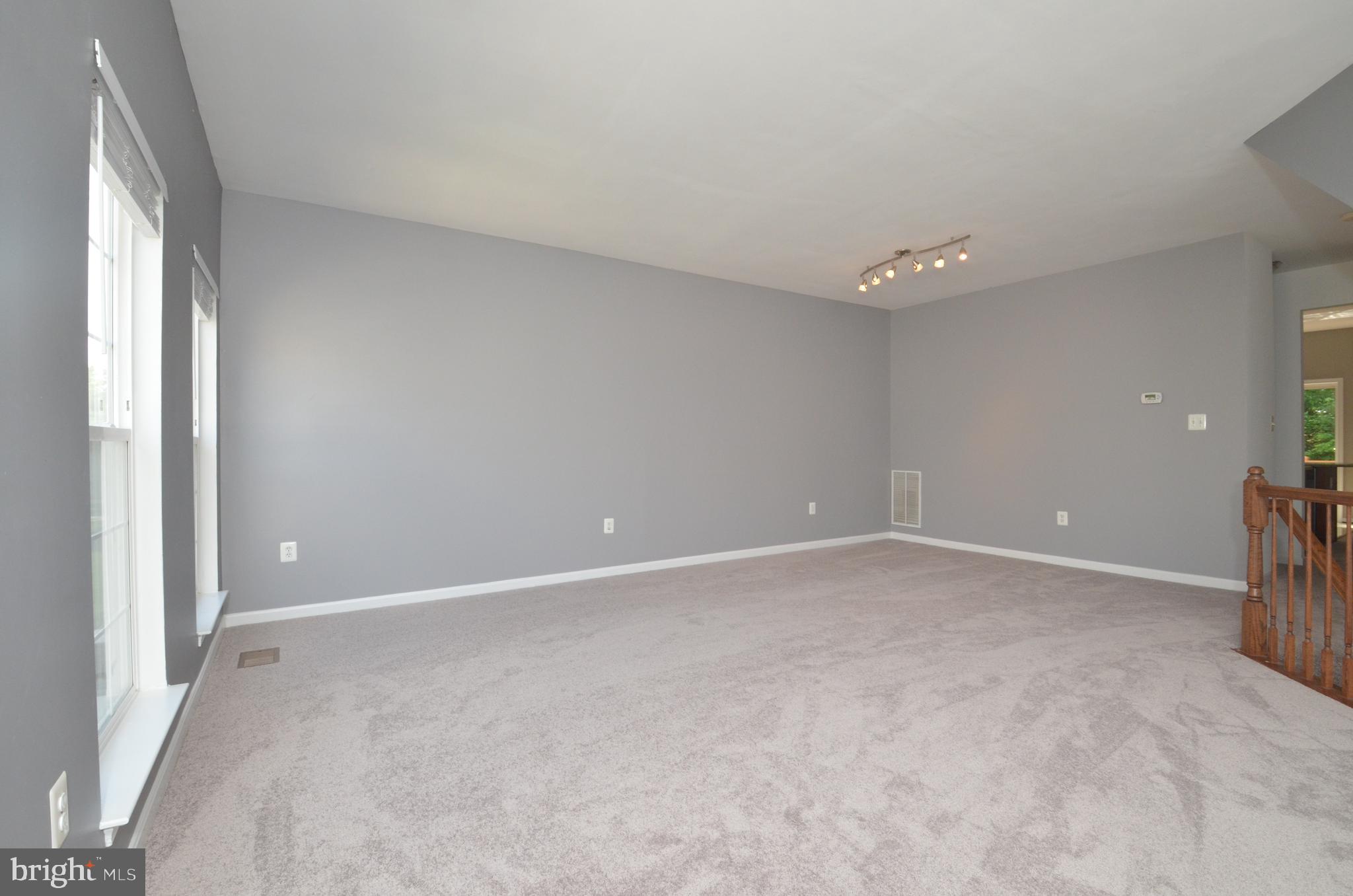 8367 Millwood Drive Springfield, VA 22152 - Photo 8 of 38 Light filled living/dining room combo