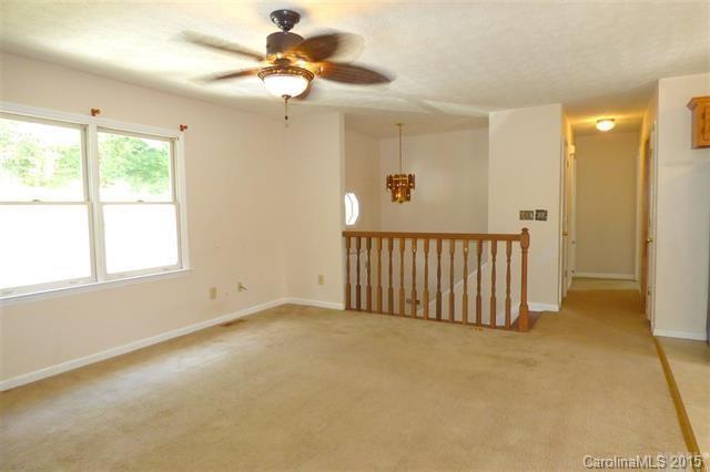 2800 Ellerwood Road Hudson, NC 28638 - Photo 4 of 20 Gallery Image 4