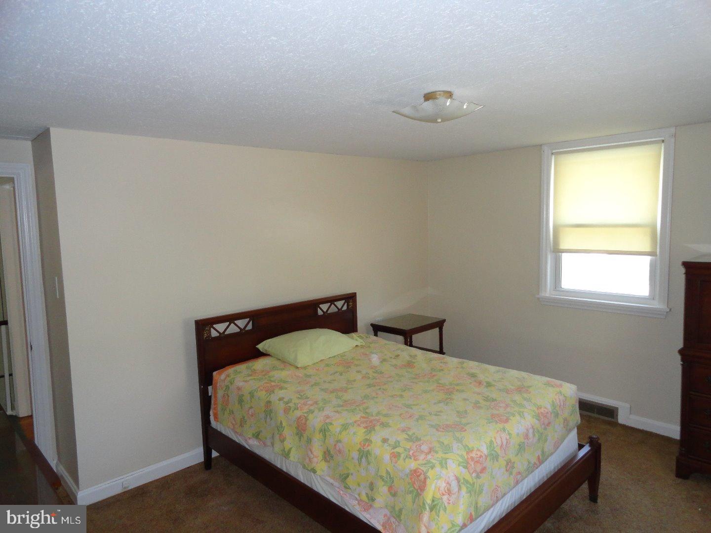 102 Olga Road Elsmere, DE 19805 - Photo 8 of 18 Bedroom - Main