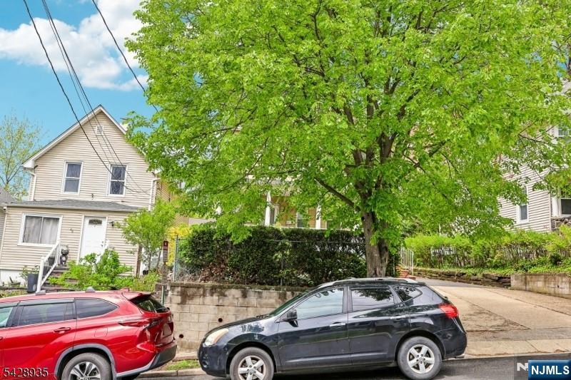 52 Preston Street Ridgefield Park, NJ 07660 - Photo 2 of 41