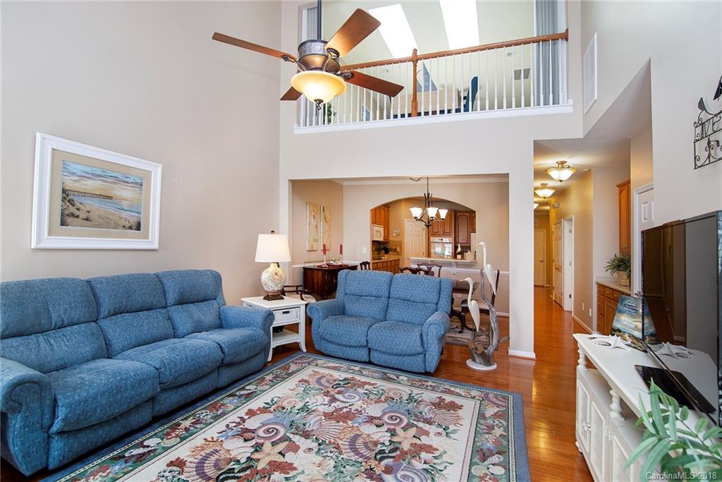 237 Garnet Court Fort Mill, SC 29708 - Photo 4 of 26 Gallery Image 4