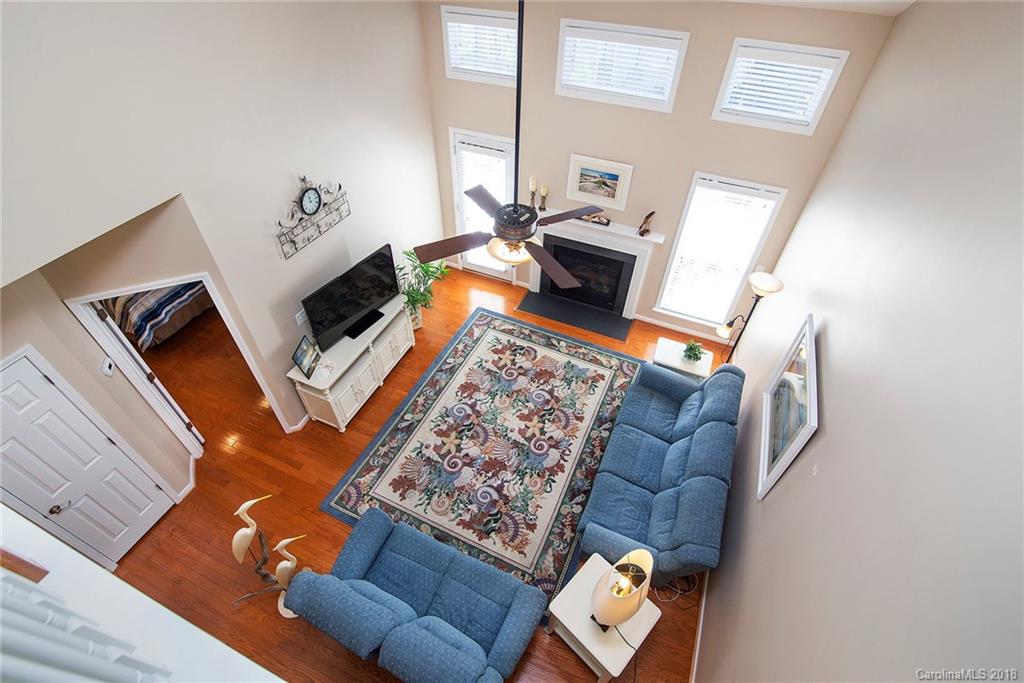 237 Garnet Court Fort Mill, SC 29708 - Photo 5 of 26 Gallery Image 5