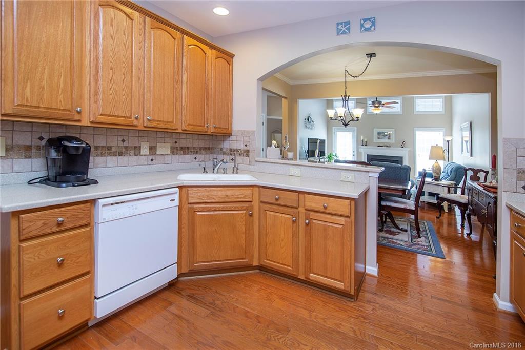 237 Garnet Court Fort Mill, SC 29708 - Photo 9 of 26 Gallery Image 9