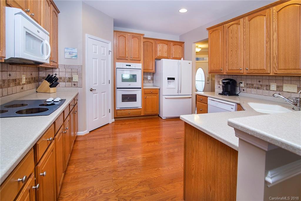 237 Garnet Court Fort Mill, SC 29708 - Photo 10 of 26 Gallery Image 10