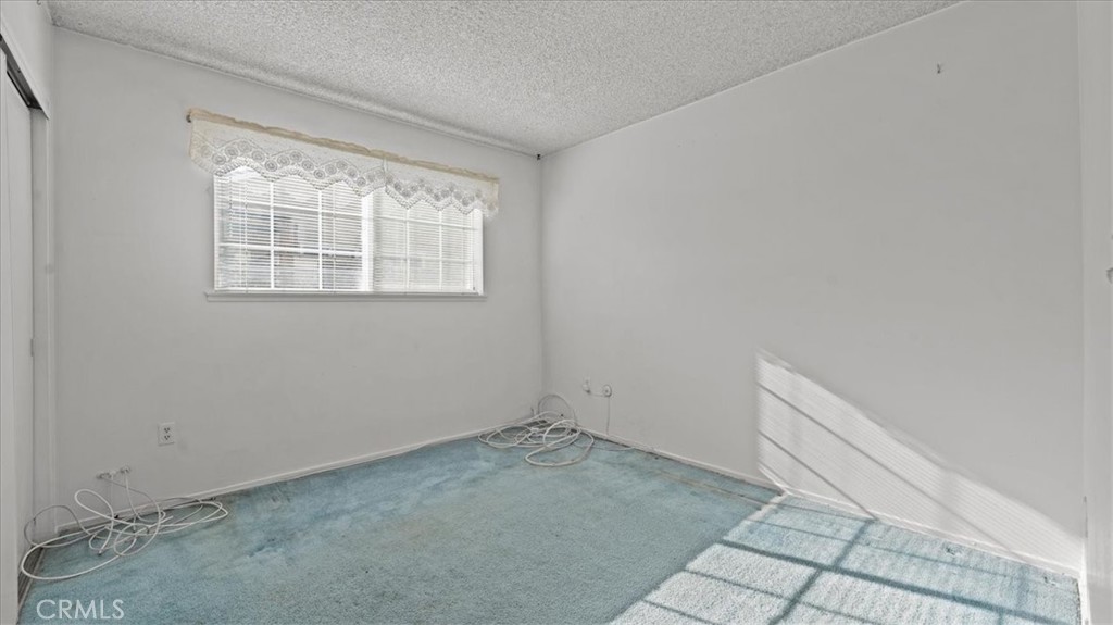 9075 Cabrillo Drive Riverside, CA 92503 - Photo 15 of 22