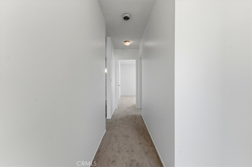 9075 Cabrillo Drive Riverside, CA 92503 - Photo 9 of 25