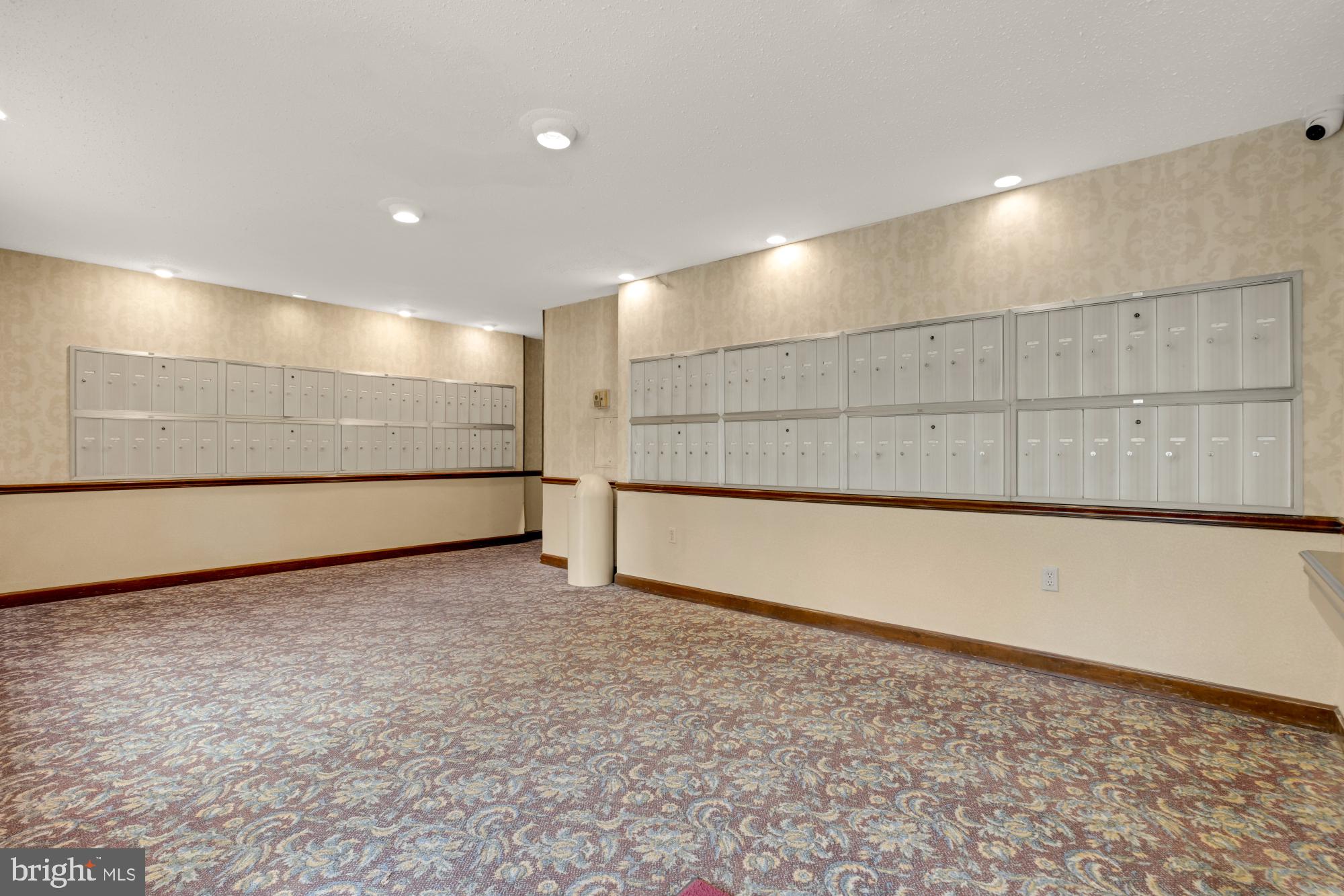 1200 South Arlington Ridge Road, Unit 507 Arlington, VA 22202 - Photo 28 of 30 a view of a room with an empty space