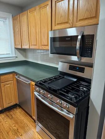 $2,900 | 114 Kneeland Road, New Haven, CT 06512