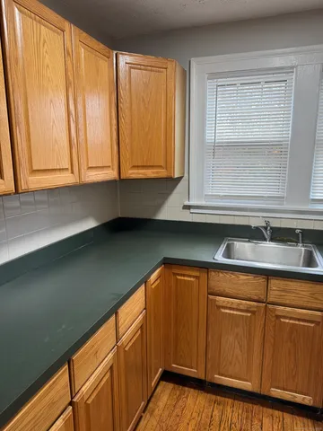 $3,400 | 114 Kneeland Road, New Haven, CT 06512