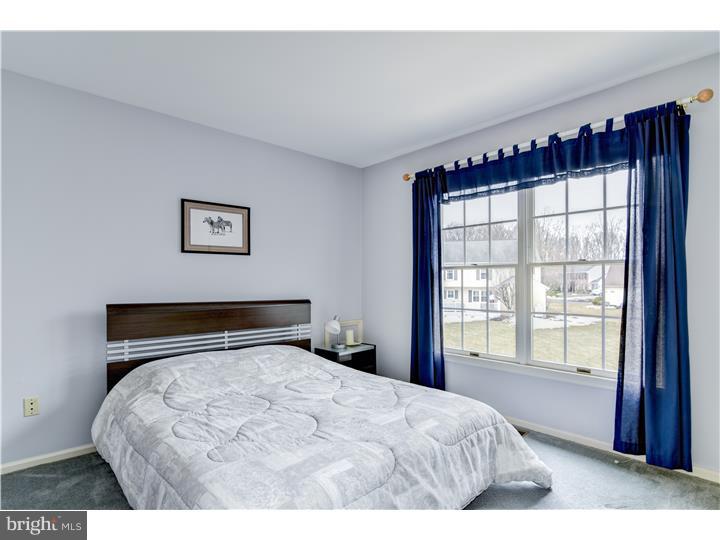 298 Saxony Drive Newtown, PA 18940 - Photo 17 of 25 Gallery Image 17
