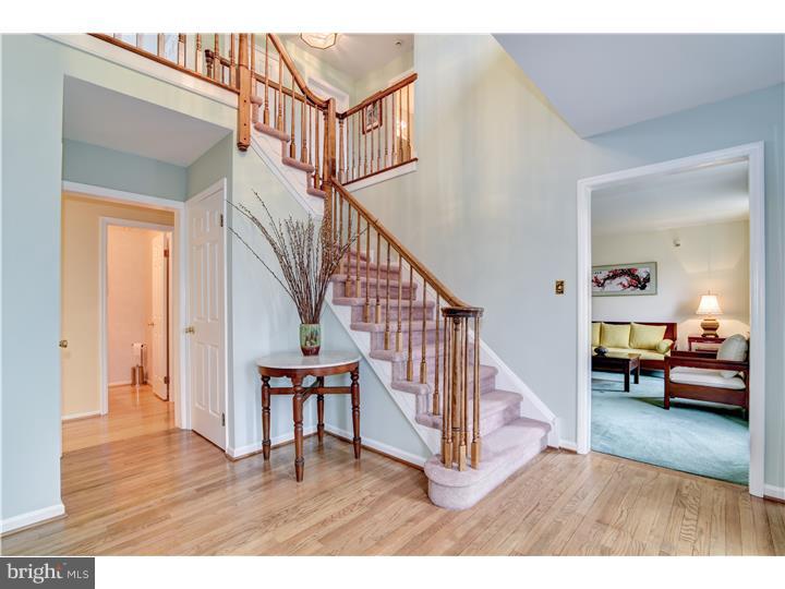 298 Saxony Drive Newtown, PA 18940 - Photo 3 of 25 Gallery Image 3