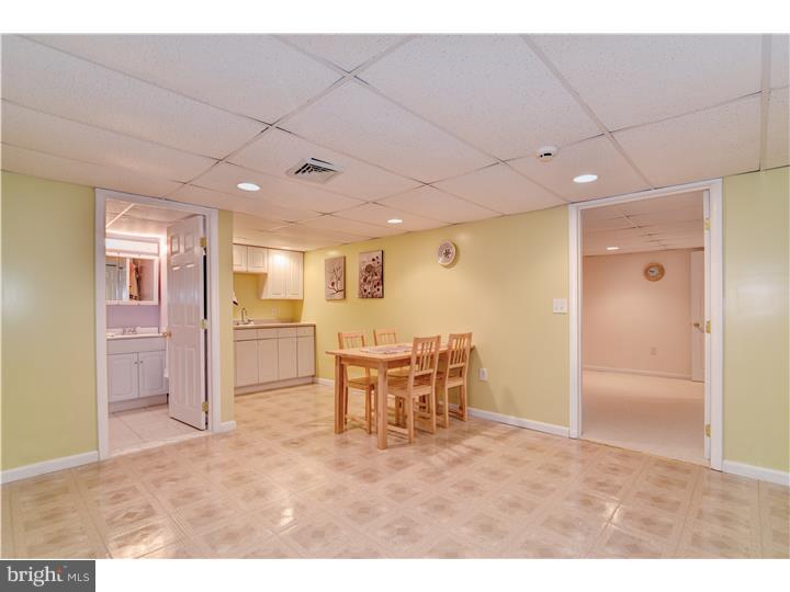 298 Saxony Drive Newtown, PA 18940 - Photo 21 of 25 Gallery Image 21