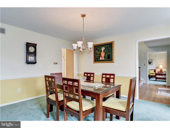 298 Saxony Drive Newtown, PA 18940 - Photo 8 of 25 Gallery Image 8