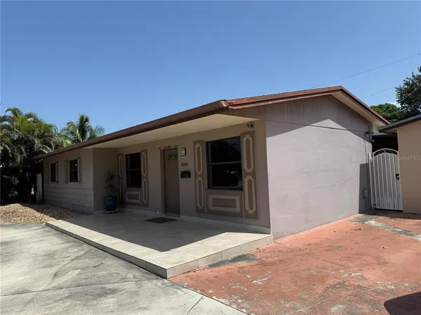 $4,500 | 8240 Northwest 181st Street, Hialeah, FL 33015