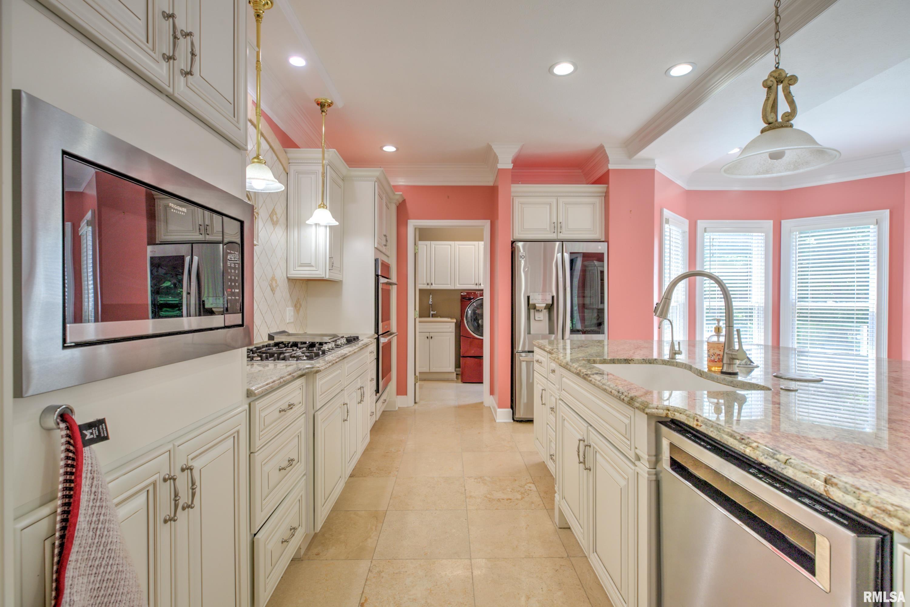 2929 Windpointe Drive Peoria, IL 61614 - Photo 37 of 100