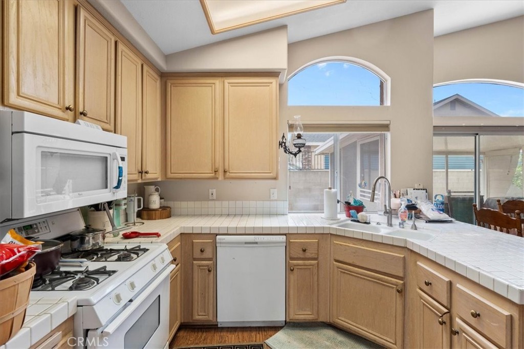 35393 Rancho Road Yucaipa, CA 92399 - Photo 8 of 36 Gallery Image 8