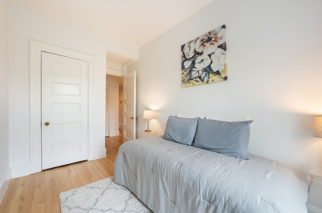 41 Carlton Street, Unit 3 Brookline, MA 02446 - Photo 12 of 18