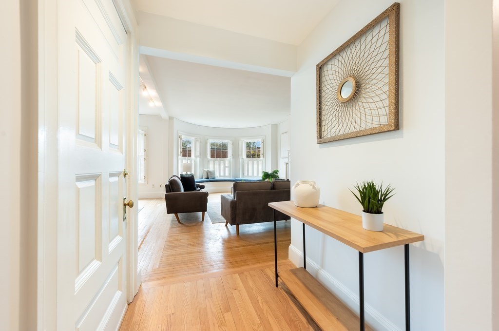 41 Carlton Street, Unit 3 Brookline, MA 02446 - Photo 7 of 18