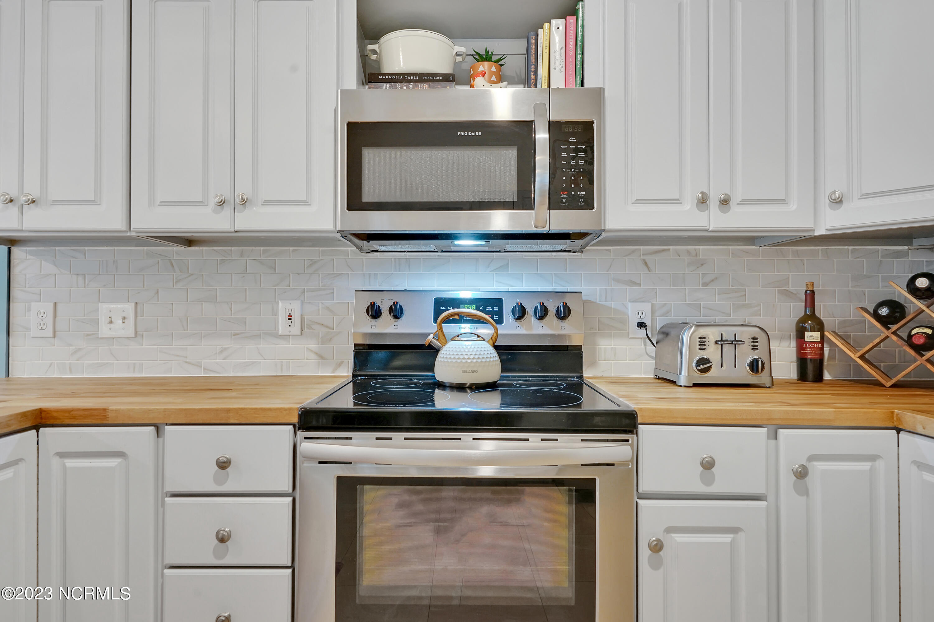 5257 Woods Edge Road Wilmington, NC 28409 - Photo 11 of 34 5257WoodsEdgeRoad-11
