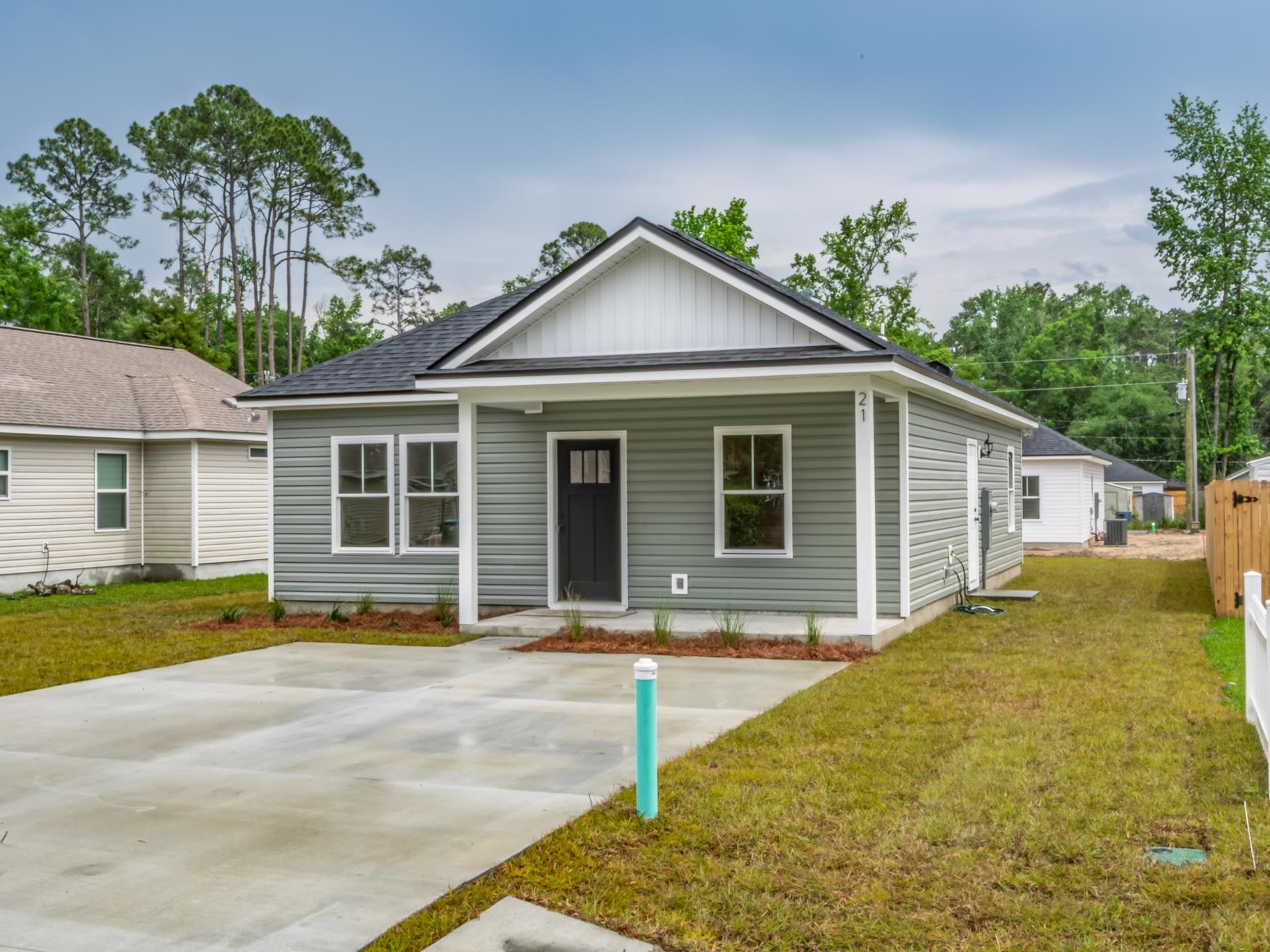 74 Redman Road Crawfordville, FL 32327 - Photo 2 of 38