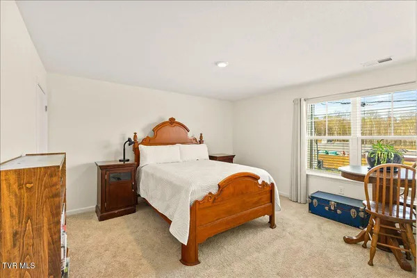 $369,000 | 128 Breckenridge Trace, Kingsport, TN 37663