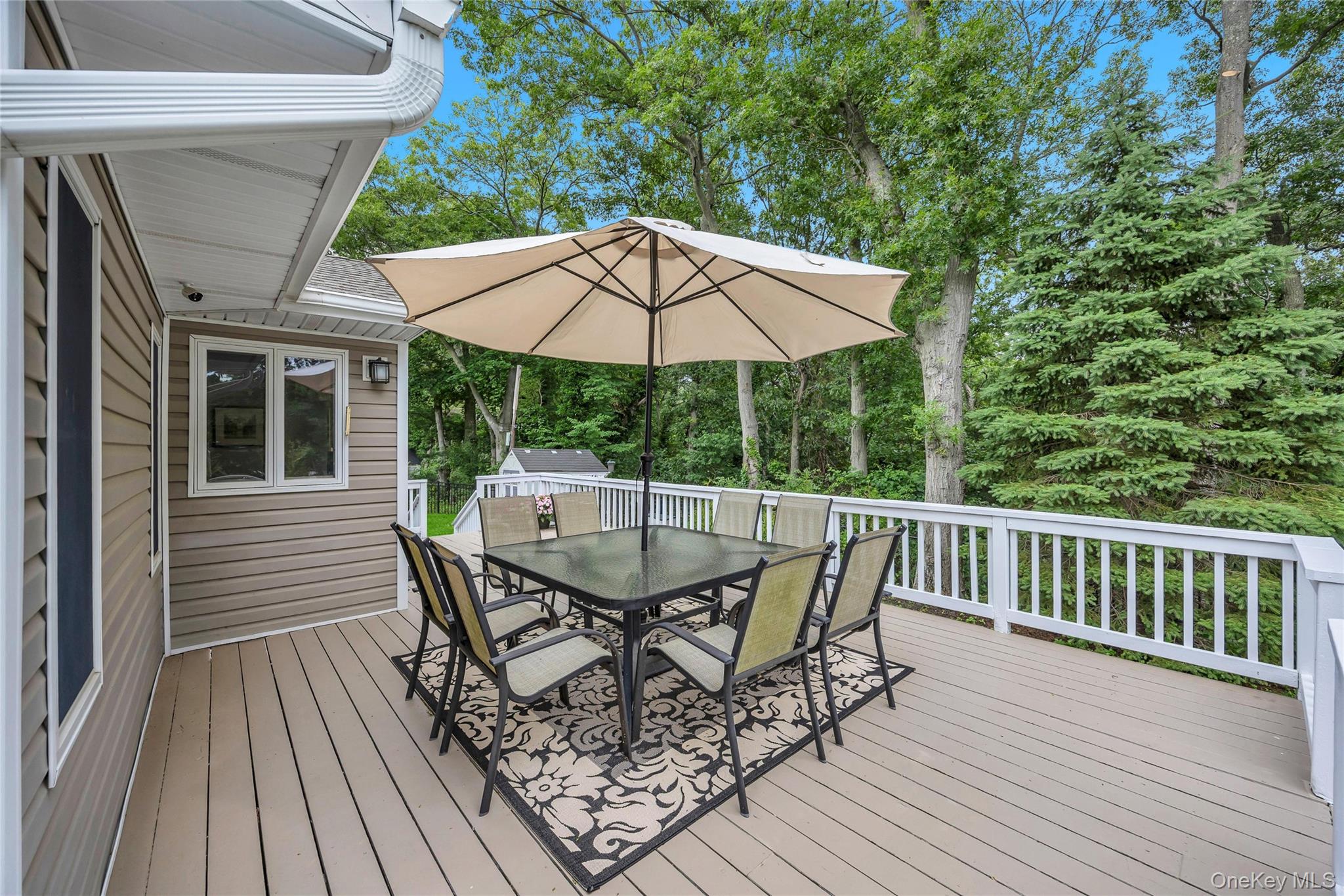 4 Long Hill Road Smithtown, NY 11787 - Photo 34 of 37