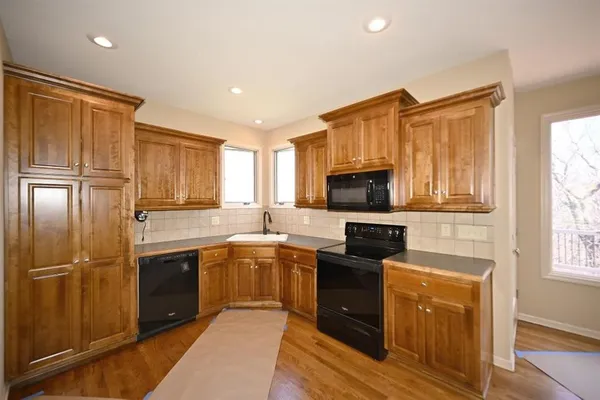 $835,000 | 13201 Interurban Road, Kansas City, MO 64163