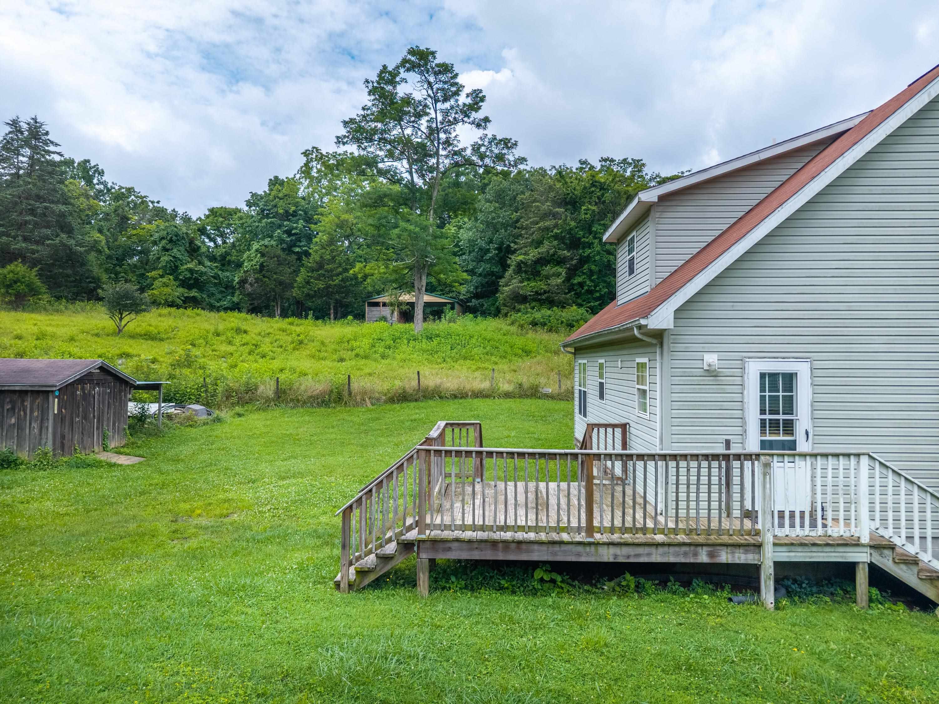 122 Walnut Grove Road Narrows, VA 24124 - Photo 5 of 83 Gallery Image 5