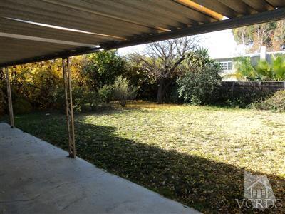 19 Kanan Road Oak Park, CA 91377 - Photo 10 of 12 a view of a back yard