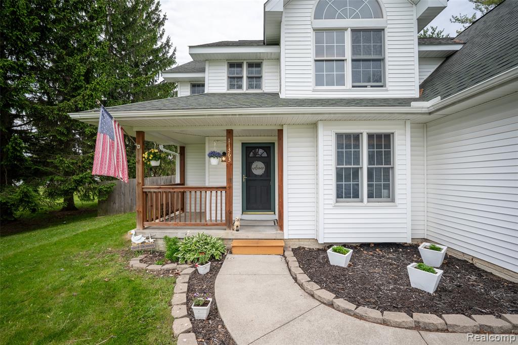 11363 North McKinley Road Montrose, MI 48457 - Photo 3 of 36