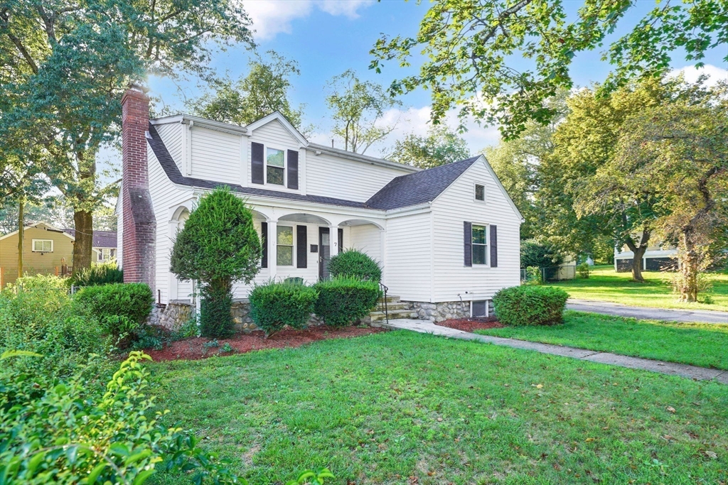 7 Longworth Road Worcester, MA 01602 - Photo 15 of 16 Gallery Image 15