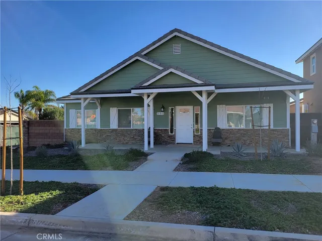 $2,750 | 305 Faith Street, Perris, CA 92570