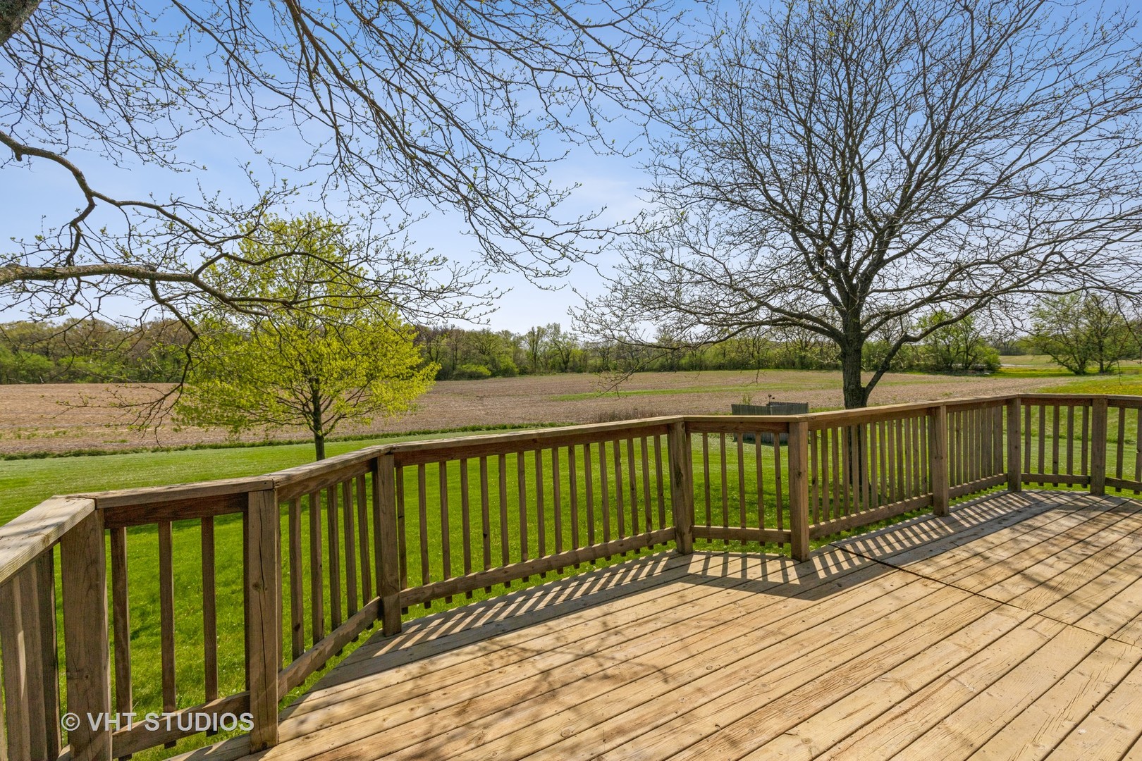 16943 West State Line Road Zion, IL 60099 - Photo 19 of 26 a view of a balcony with wooden floor