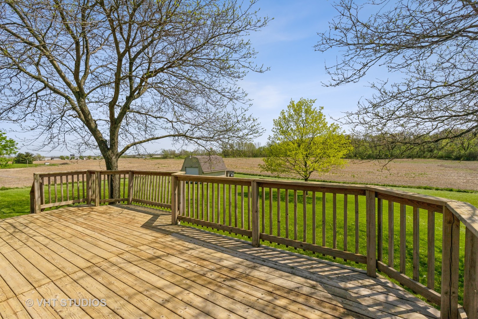 16943 West State Line Road Zion, IL 60099 - Photo 20 of 26 a view of a balcony with wooden floor