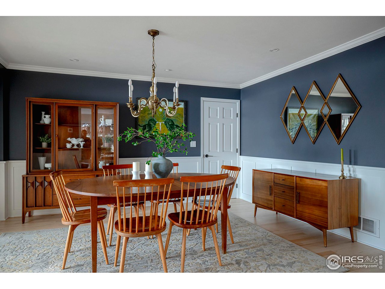 7034 Indian Peaks Trail Boulder, CO 80301 - Photo 18 of 40 a dining room with furniture and window
