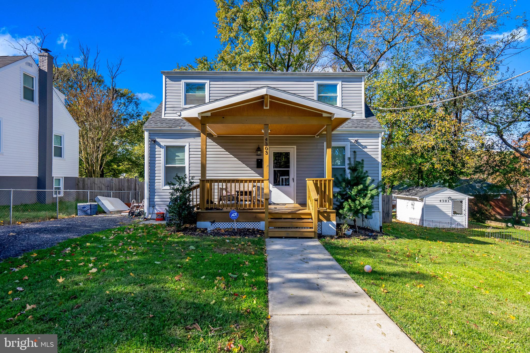 4303 Maple Road Morningside, MD 20746 - Photo 3 of 44