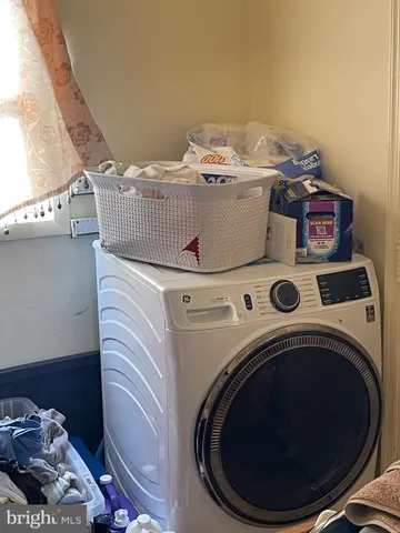 $265,000 | 106 Chester Pike, Darby, PA 19023