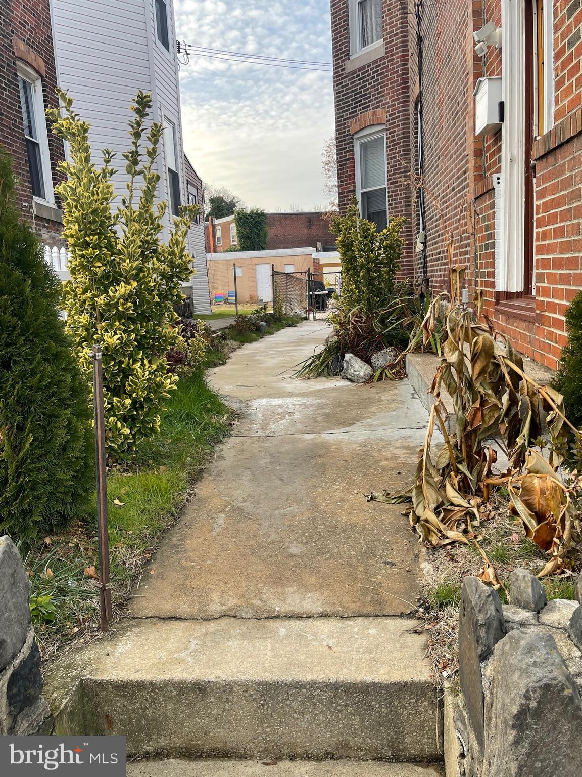 106 Chester Pike Darby, PA 19023 - Photo 2 of 25