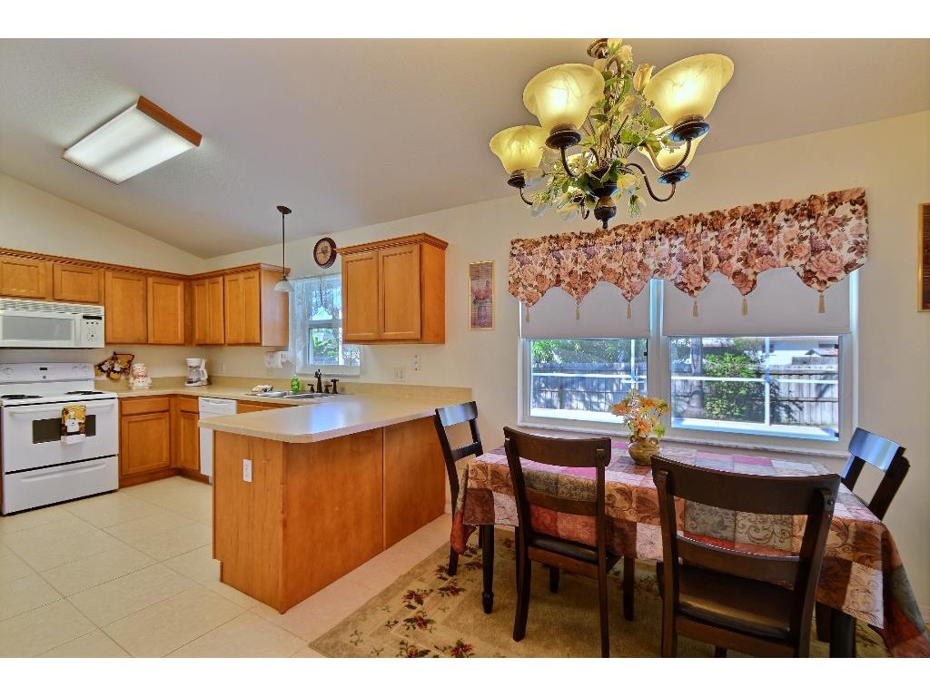 434 Easy Street Sebastian, FL 32958 - Photo 5 of 19