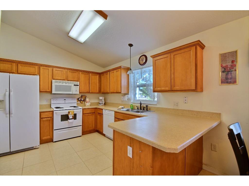 434 Easy Street Sebastian, FL 32958 - Photo 6 of 19