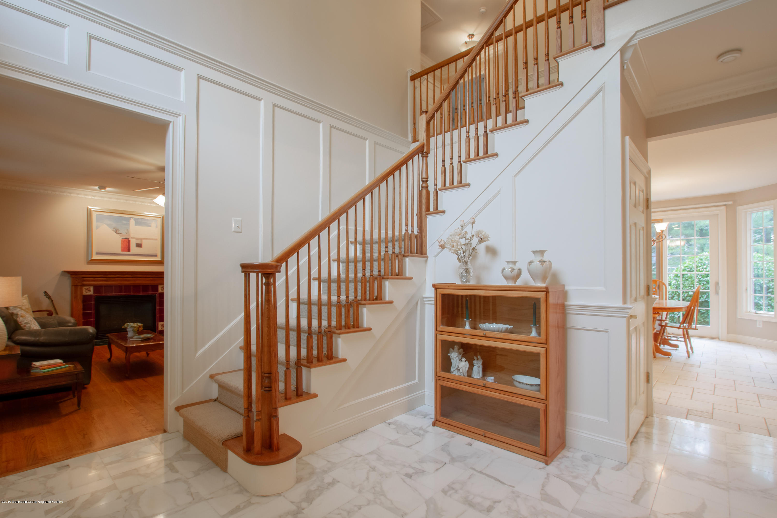 9 Blossom Road Rumson, NJ 07760 - Photo 3 of 18 Foyer