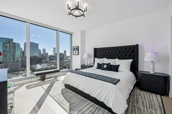 $1,649,999 | 3130 North Harwood Street, Unit 1606, Dallas, TX 75201