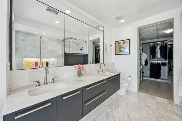 $1,649,999 | 3130 North Harwood Street, Unit 1606, Dallas, TX 75201